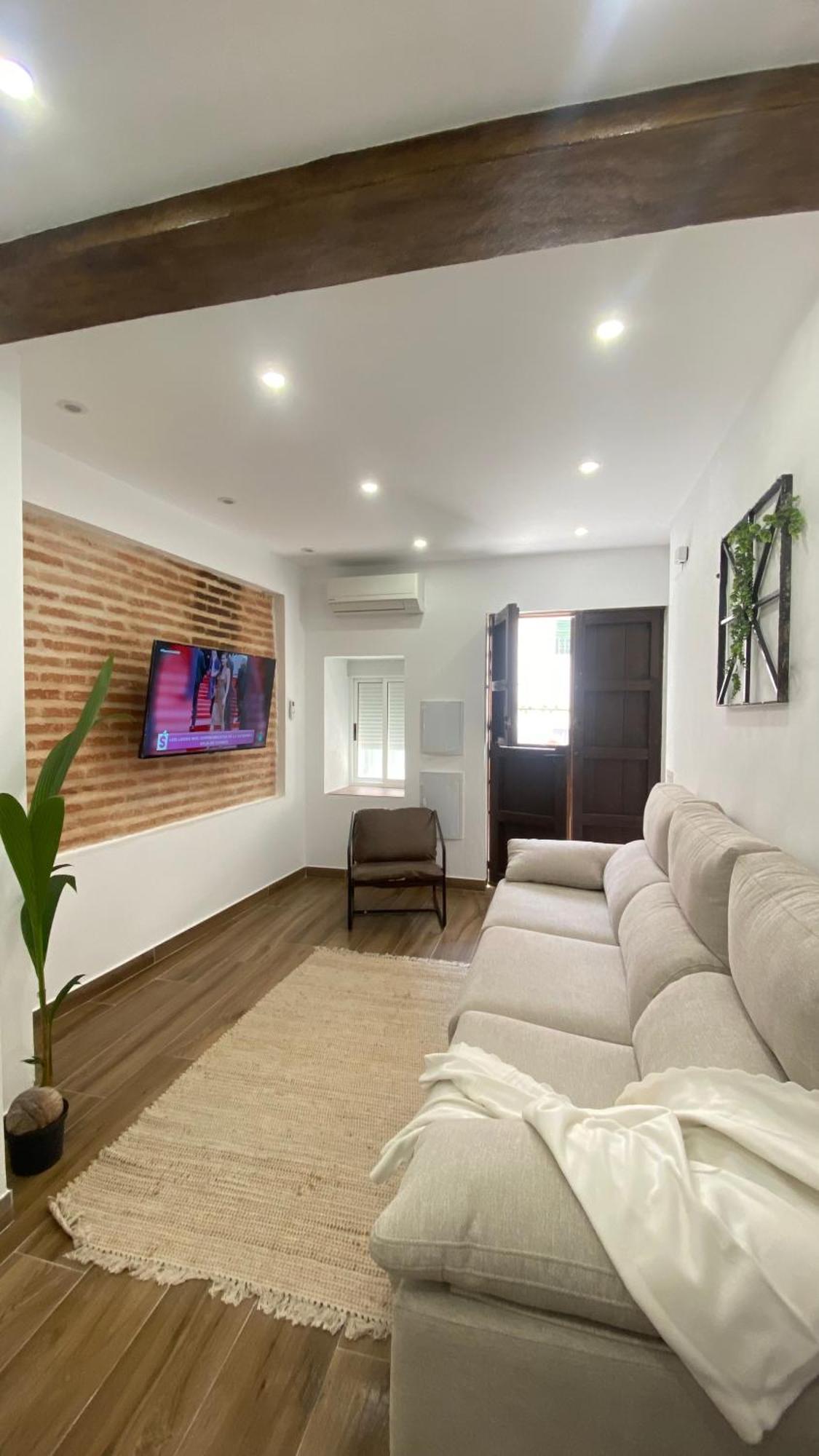 Carmen La Golondrina Holiday home Restabal